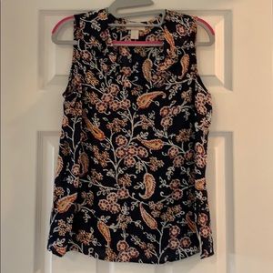 V-Neck ruffled dress shirt